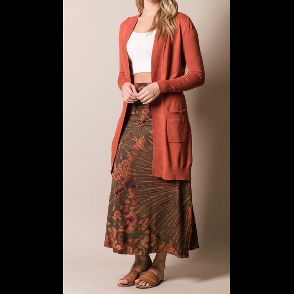 Tie-Dye Skirt - Picture 2 of 3